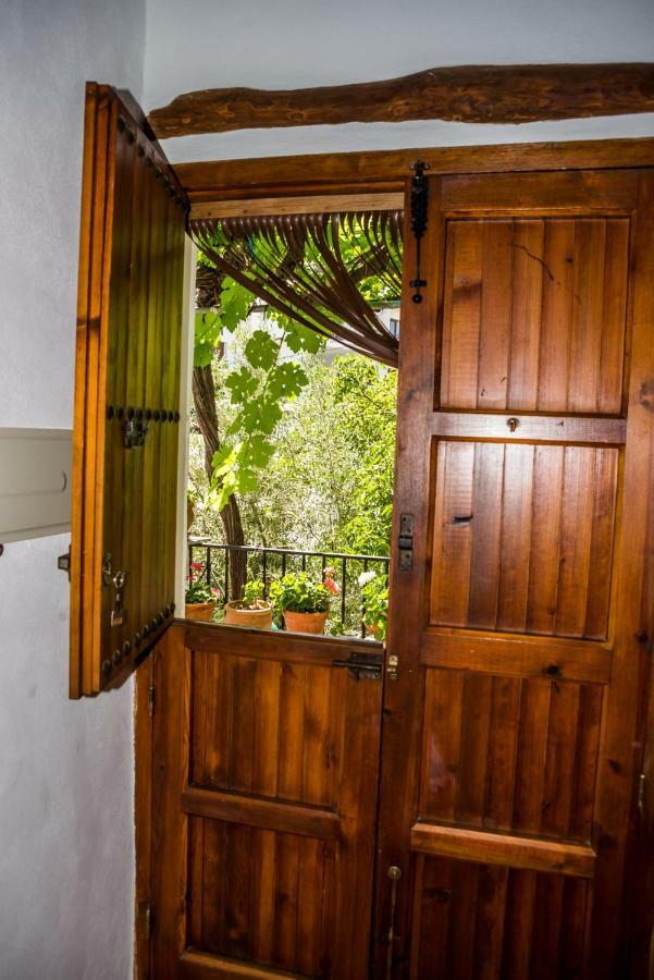 Villa Casa El Porton Bubión Esterno foto